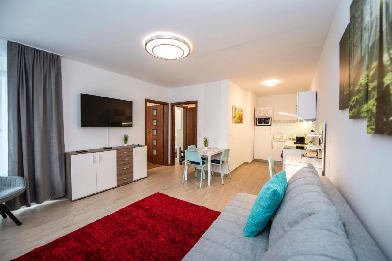 Lovely Apartman- Free Parking Peçuy Dış mekan fotoğraf