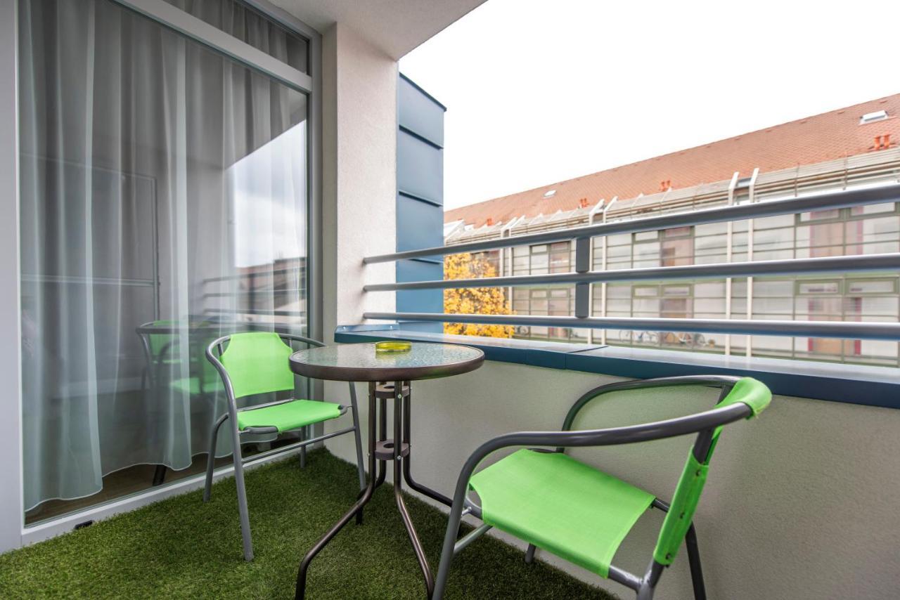 Lovely Apartman- Free Parking Peçuy Dış mekan fotoğraf